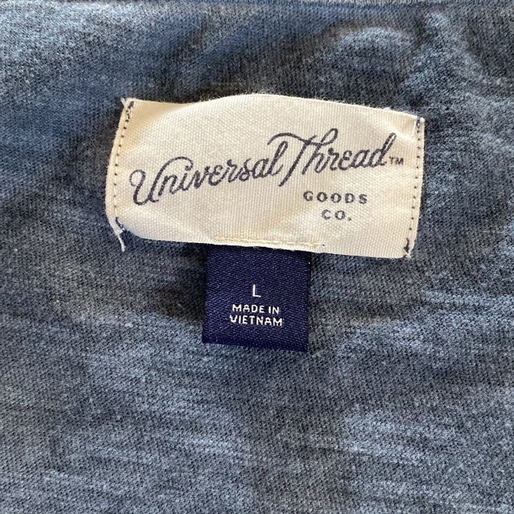 Universal Thread Ruffle Sleeve Top - Picture 3 of 4